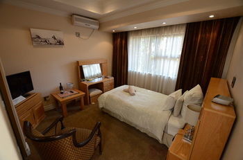Norscot Manor Guest Lodge Sandton Exterior foto